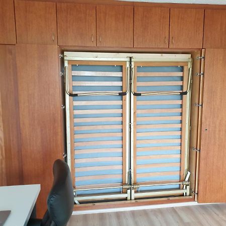 Best Rated Central Apartment Vienna - Ac, Wifi, 24H7Days Self Check-In, Board Games, Netflix Exterior photo